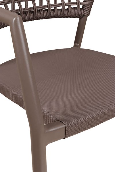 Gio Chess-Taupe