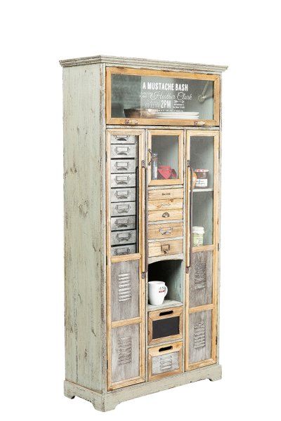 Schrank Barber Shop